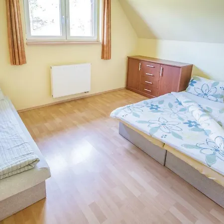 Two-bedroom Holiday In Liptovský Trnovec